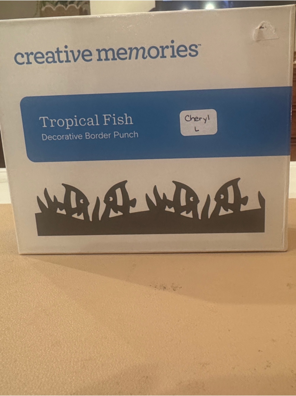 Creative Memories Tropical Fish Decorative Border Punch